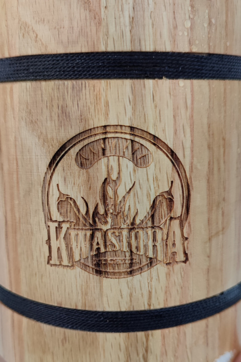 Dębowy Kufel KK - Karczemna Bitka +3 Dębowy Kufel KK - Karczemna Bitka +3
